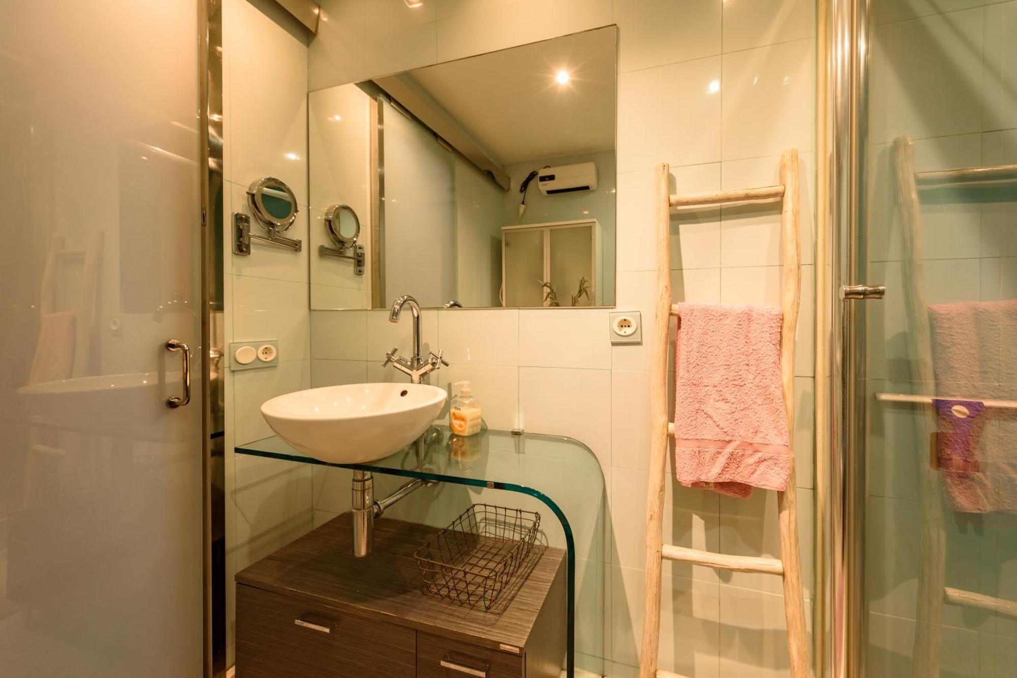 Apartamento Reisol Castelldefels Exterior photo